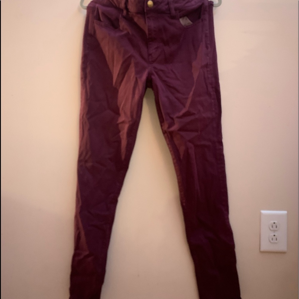 Women’s American Eagle Maroon Jegging Jeans